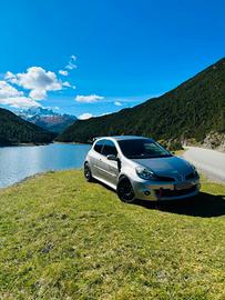 clio rs f1 team
