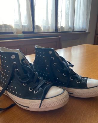 Snickers Converse all star