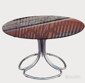 tavolo rotondo vintage