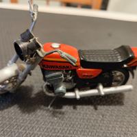 POLISTIL Kawasaki 750 modellino moto.