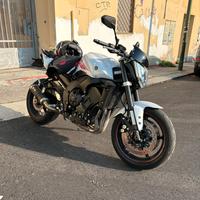 Yamaha FZ1 2012