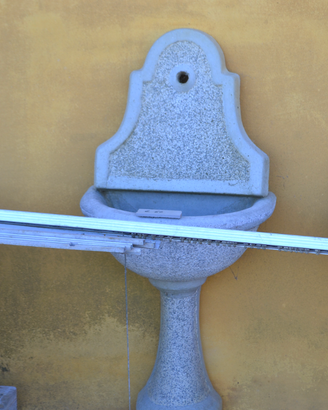 Fontanella in cemento