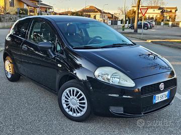 Fiat G.Punto 1.4 benzina E Gpl neopatentati