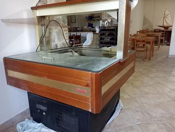 Vetrina refrigerata per esposizione prodotti