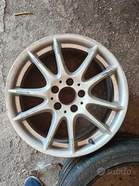 4 cerchi in lega Mercedes e 5 gomme estive 