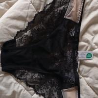 completo intimo più reggicalze in pizzo