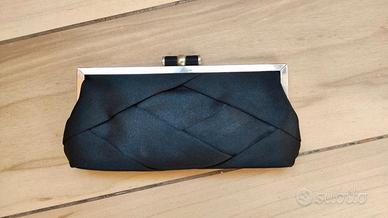 Borsetta pochette nera da cerimonia marca Segue