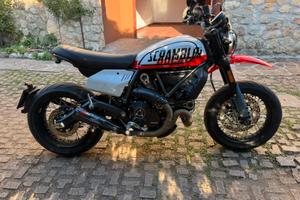 Ducati Scrambler 803cc urban motard