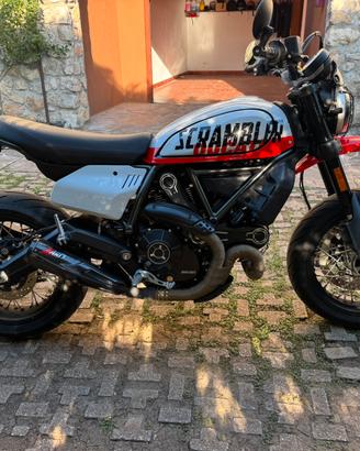 Ducati Scrambler 803cc urban motard