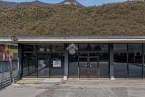 NEGOZIO A ROÈ VOLCIANO