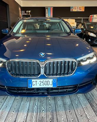 Bmw 530e xDrive Luxury Plug-in/13.000km! IVA ESPOS