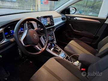 VOLKSWAGEN T-Roc - 2024
