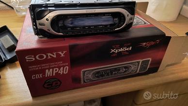 Autoradio Sony con lettore CD