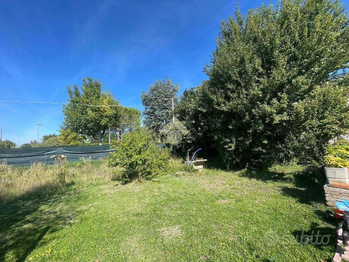 TER. AGRICOLO A GUBBIO - Vista 4