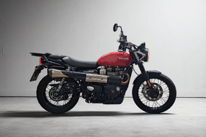 Triumph street scrambler 900