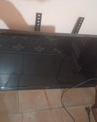 televisori marca Neo in perfette condizioni 