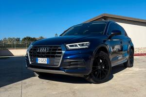 Audi Q5 35 TDI quattro S tronic Business Advanced 