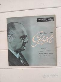 vinile 45 giri di Beniamino Gigli