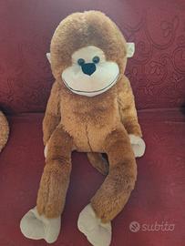Peluche scimmia