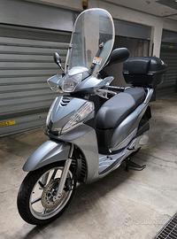 Honda SH 300