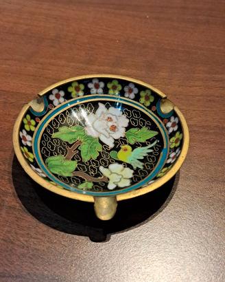 Posacenere vintage in metallo smaltato cloisonné