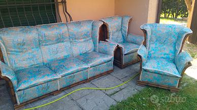 divano 3 posti con due poltrone in legno finto bam