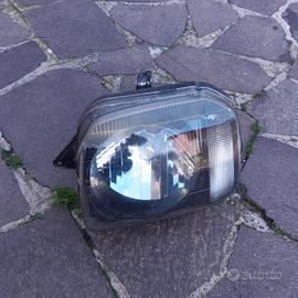 proiettore anteriore jimny dx
