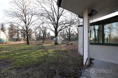 MULTILOCALE A TRICESIMO