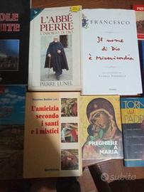 Lotto libri a tema religioso