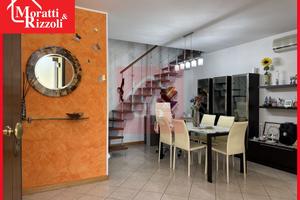 APPARTAMENTO su due livelli a Fiumicello - Paparia