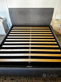 Letto matrimoniale con contenitore