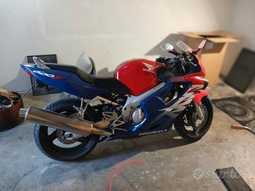 Honda cbr 600 f