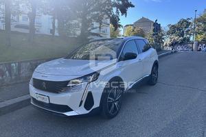 PEUGEOT 3008 Hybrid4 300 e-EAT8 GT Pack