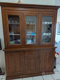 Credenza con vetrinetta