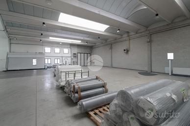 CAPANNONE A MARTINENGO