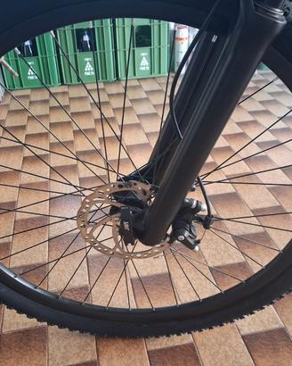 Mtb per uomo ammortizzata