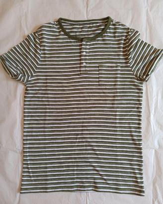 T-shirt Kiabi bianca con righe verdi