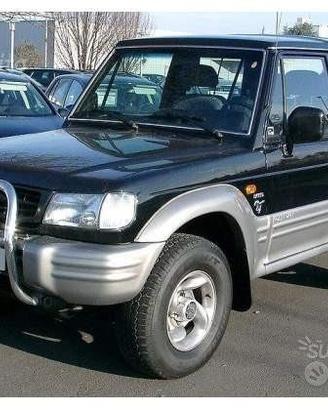 Parabrezza Hyundai Galloper da 1998 a 2003