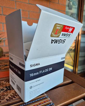 Obiettivo Sigma 16mm f1.4 Sony e-mount