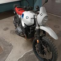 BMW R nineT