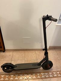 Monopattino elettrico Xiaomi M365