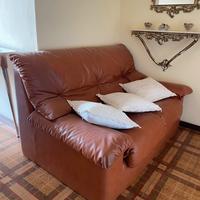 Divanetto Marrone Vintage in Pelle con Cuscini