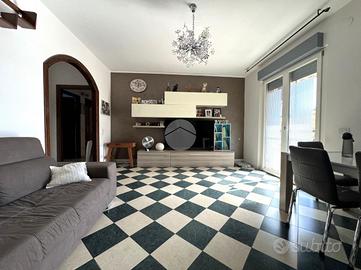 3 LOCALI A SABAUDIA