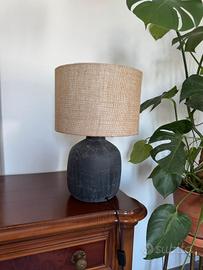 Lampada in ceramica nera