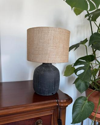 Lampada in ceramica nera