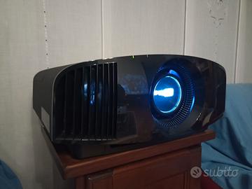 Proiettore Sony 4K nativo