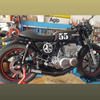 Suzuki gt 380 cafe racer