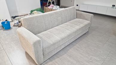 Divano letto contenitore 3 posti come nuovo 2m