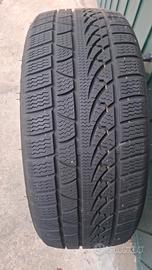4 pneumatici invernali Starmaxx 215/50 R18 92V 