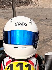 Casco arai